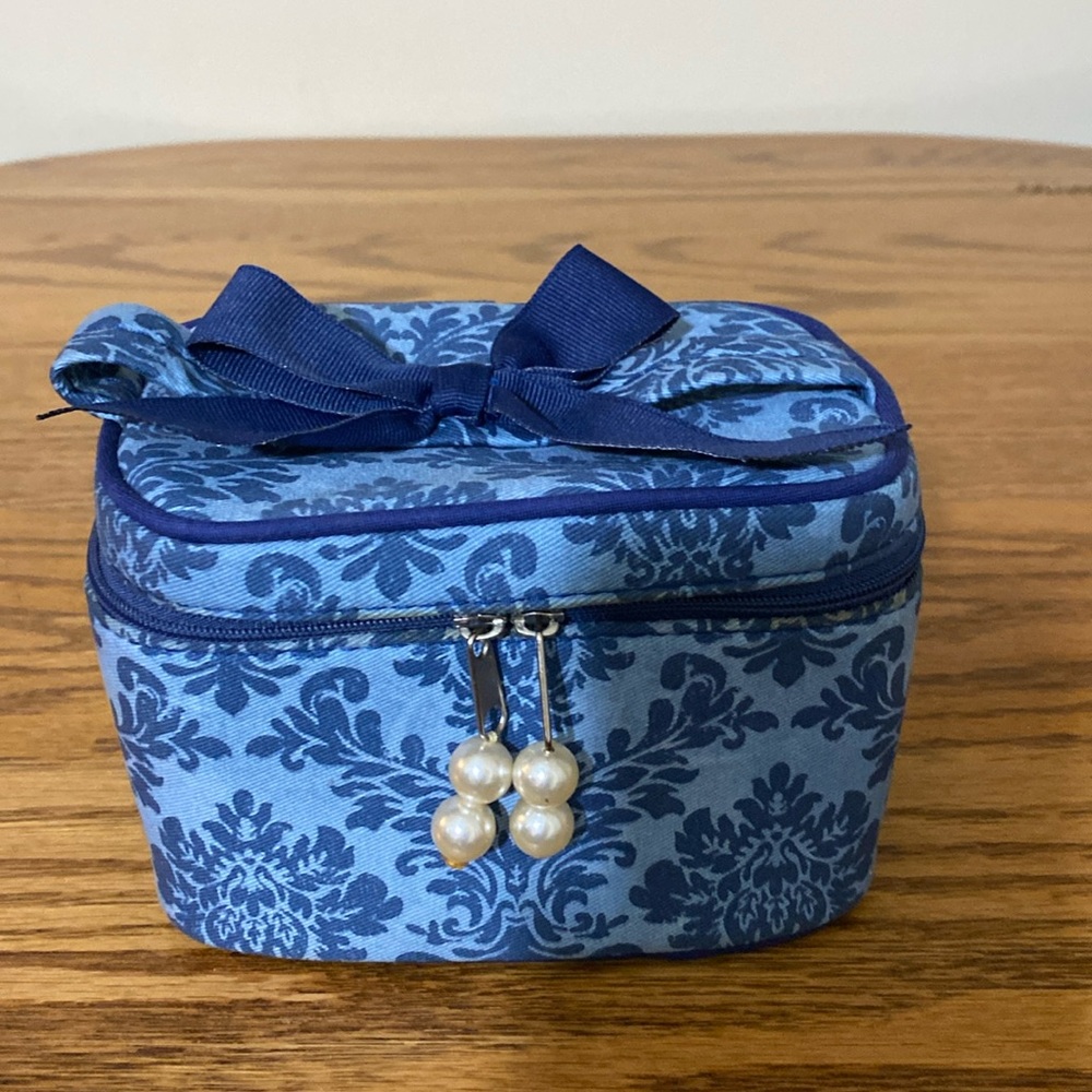 Vintage Lady JayneLtd Cosmetics Bag